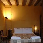 Nocleg ze śniadaniem La Casa Sulla Collina D'oro 4*