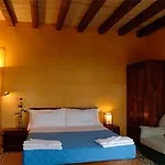 La Casa Sulla Collina D'oro Nocleg ze śniadaniem 4*