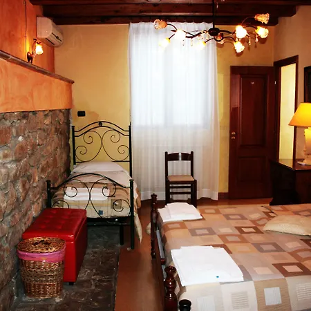 La Casa Sulla Collina D'oro Bed and Breakfast Πιάτσα Αρμερίνα
