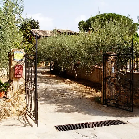 La Casa Sulla Collina D'oro Bed and Breakfast