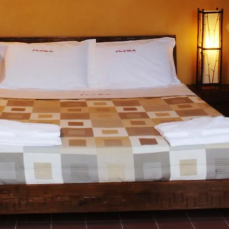 Bed & Breakfast La Casa Sulla Collina D'oro 3*