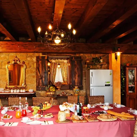 La Casa Sulla Collina D'oro Bed & Breakfast
